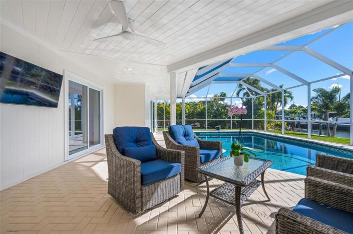 Image No.55-3 Bed Property for sale