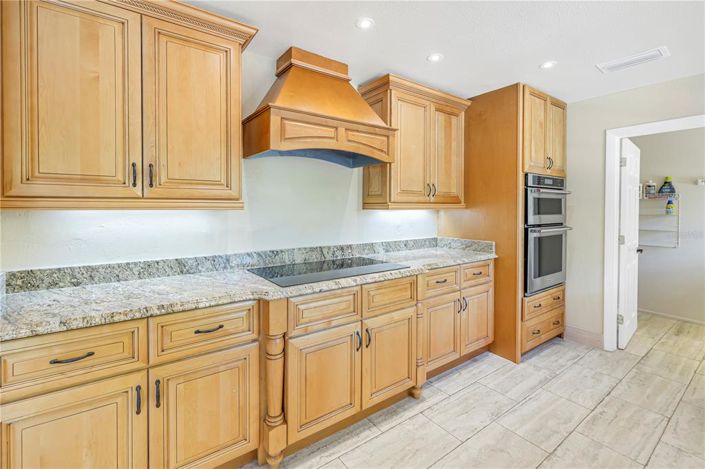 Image No.12-4 Bed Property for sale