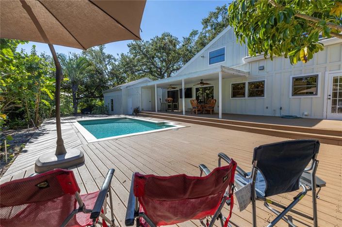 Image No.37-4 Bed Property for sale