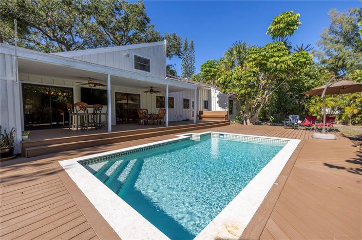 Image No.40-4 Bed Property for sale