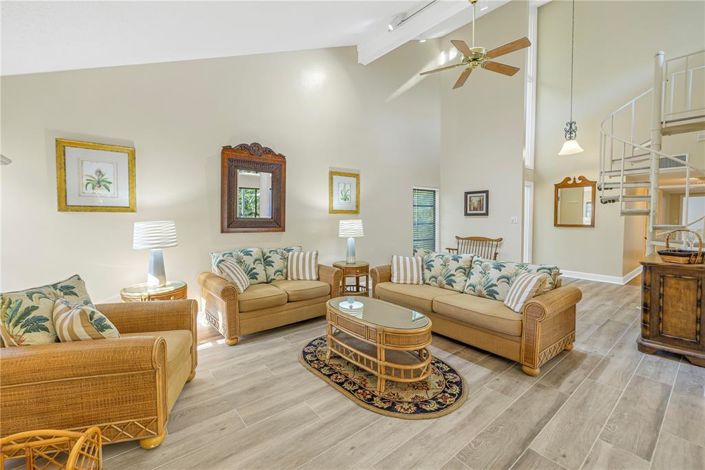 Image No.7-4 Bed Property for sale