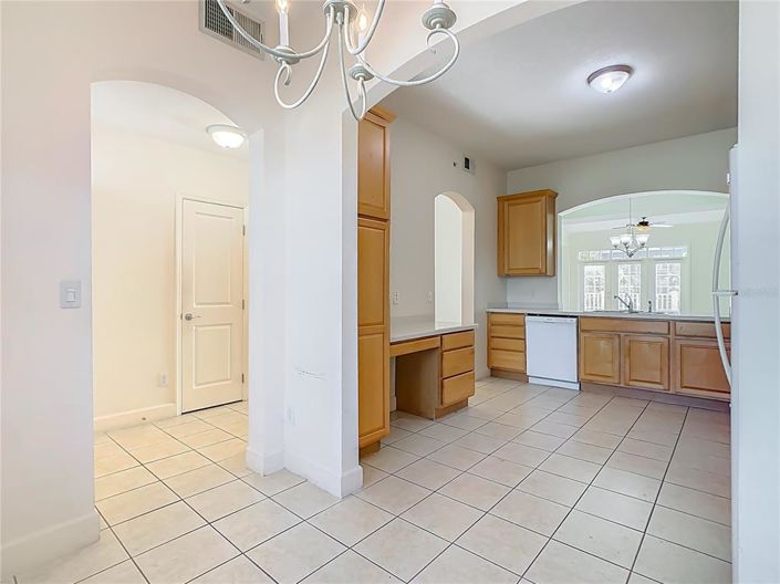 Image No.3-3 Bed Property for sale