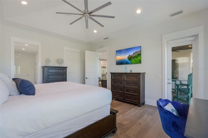 Image No.22-4 Bed Property for sale