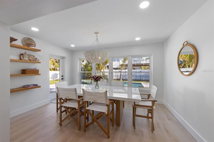 Image No.22-3 Bed Property for sale