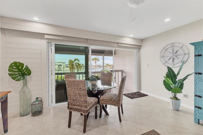 Image No.11-3 Bed Townhouse for sale