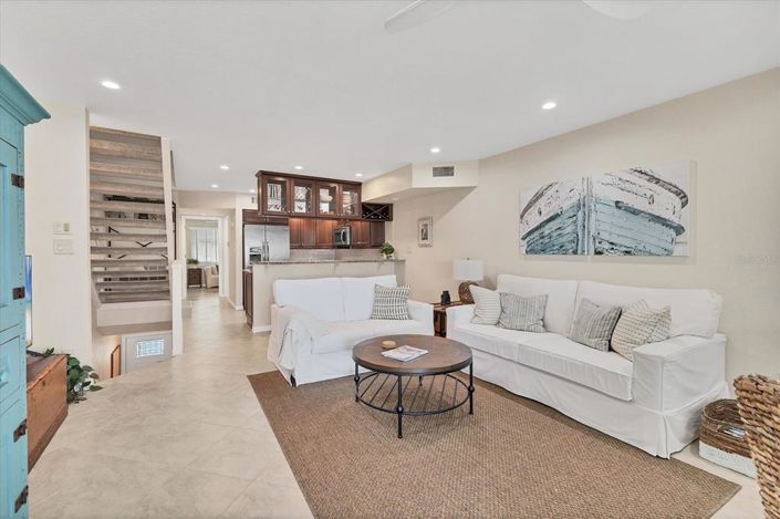 Image No.15-3 Bed Townhouse for sale