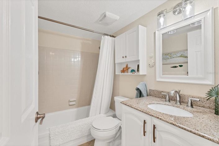 Image No.24-3 Bed Townhouse for sale