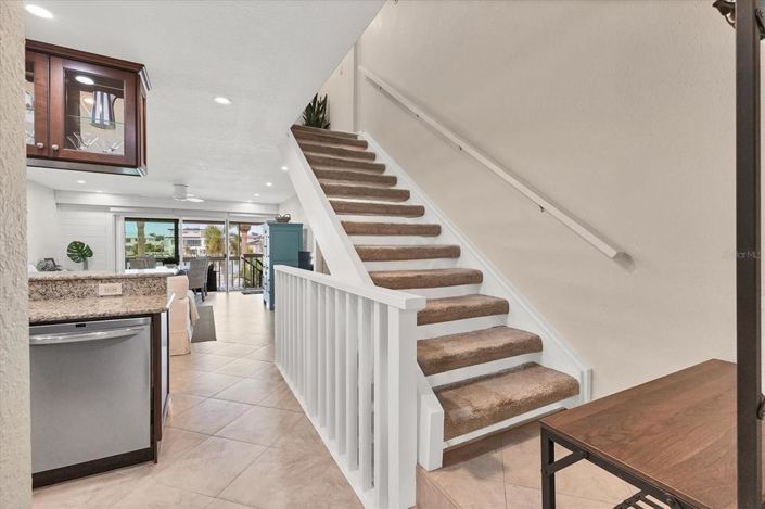 Image No.25-3 Bed Townhouse for sale