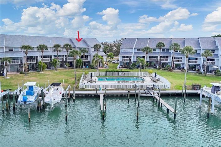 Image No.47-3 Bed Townhouse for sale