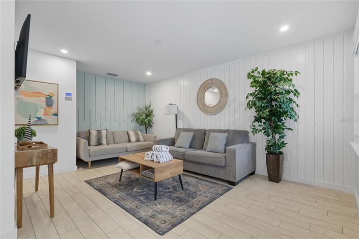 Image No.20-2 Bed Property for sale