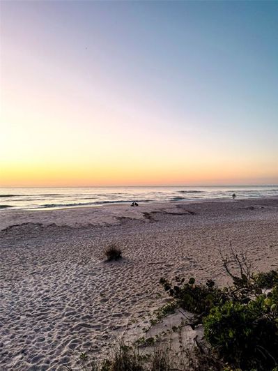 Image No.29-2 Bed Property for sale