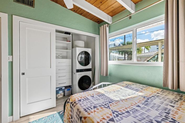 Image No.22-2 Bed Property for sale