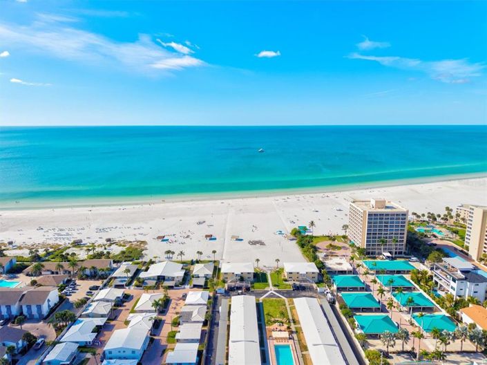 Image No.42-2 Bed Property for sale