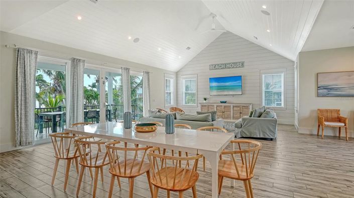 Image No.18-10 Bed Property for sale