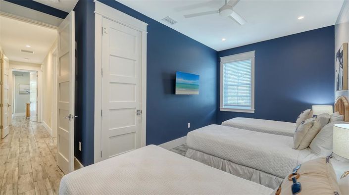 Image No.30-10 Bed Property for sale