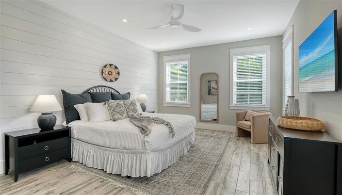 Image No.41-10 Bed Property for sale