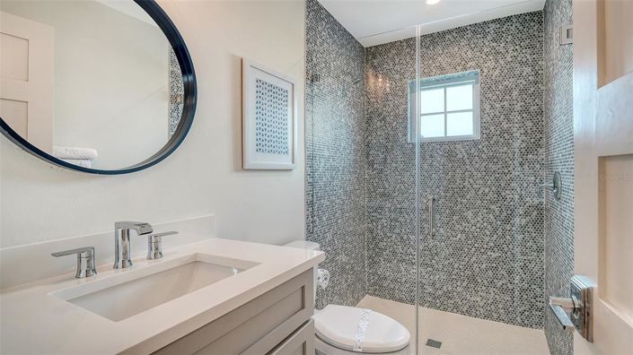 Image No.50-10 Bed Property for sale