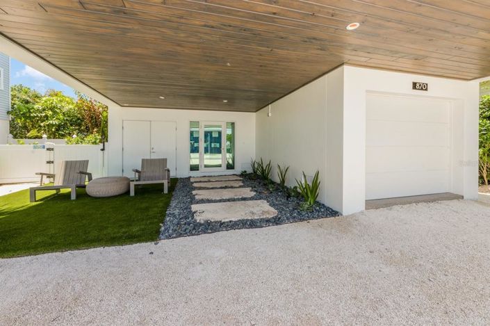 Image No.4-4 Bed Property for sale