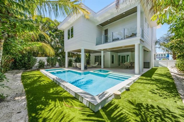 Image No.50-4 Bed Property for sale