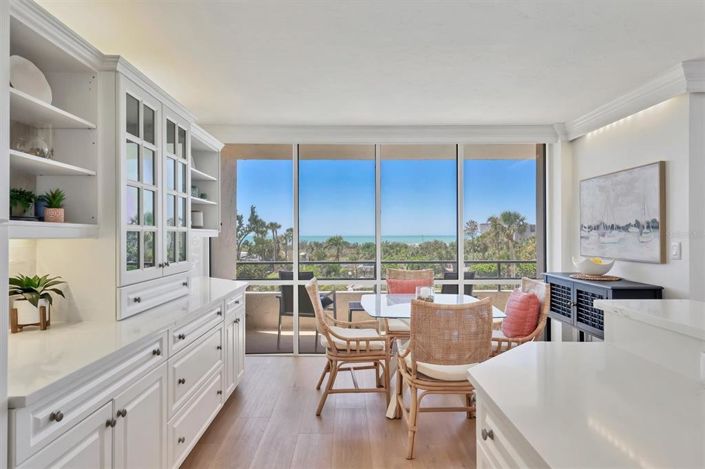 Image No.14-Propriété de 2 chambres à vendre à Sarasota