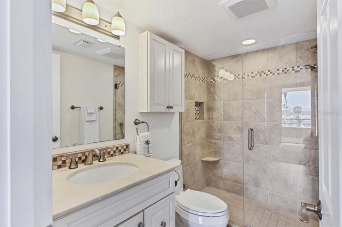 Image No.21-Propriété de 2 chambres à vendre à Sarasota