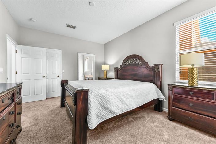 Image No.21-5 Bed Property for sale