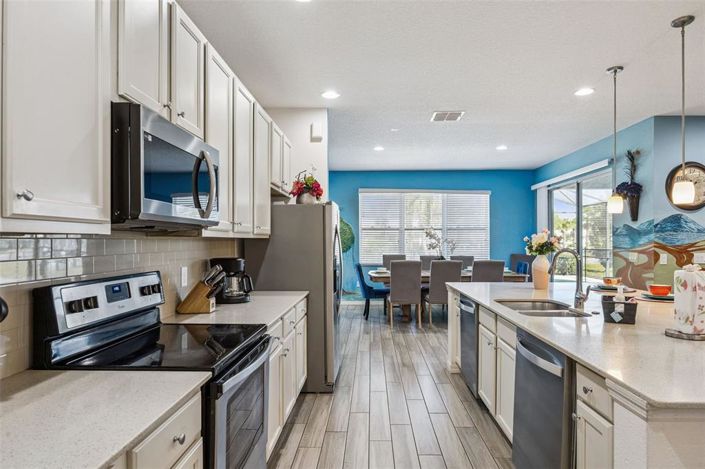 Image No.39-13 Bed Property for sale