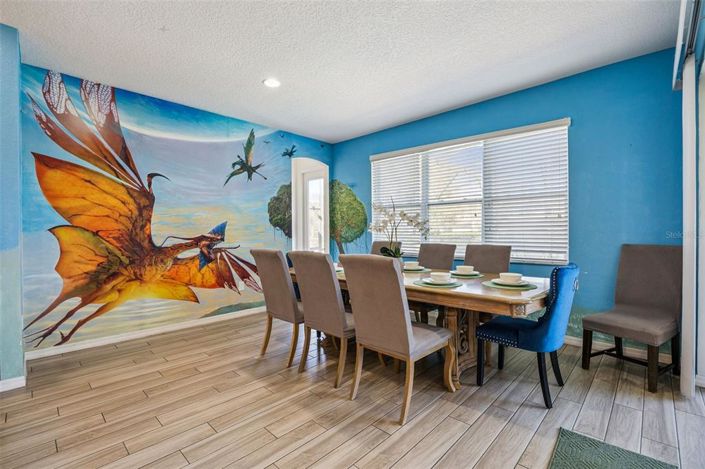 Image No.40-13 Bed Property for sale