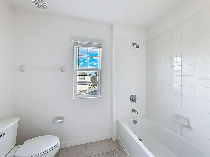 Image No.60-4 Bed Property for sale