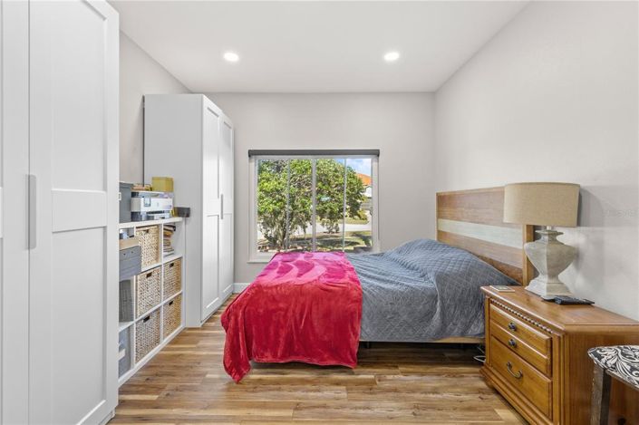 Image No.20-4 Bed Property for sale