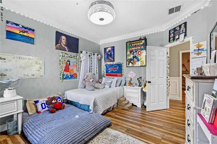 Image No.28-4 Bed Property for sale