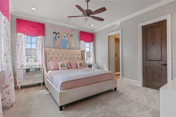 Image No.31-Propriété de 6 chambres à vendre à Golden Oak 