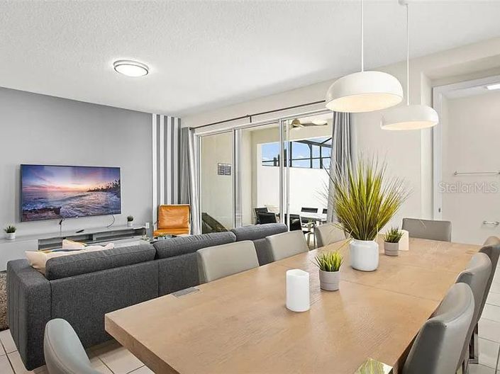 Image No.13-5 Bed Townhouse for sale