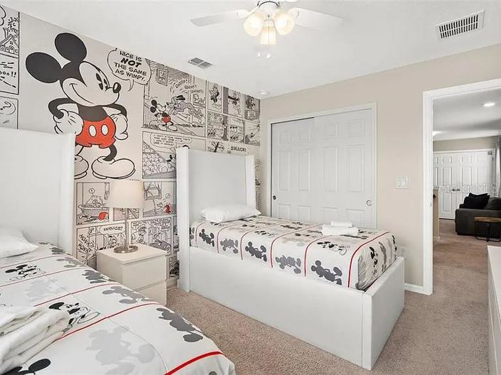 Image No.20-5 Bed Townhouse for sale