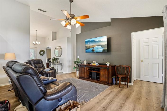 Image No.5-Propriété de 4 chambres à vendre à Clermont