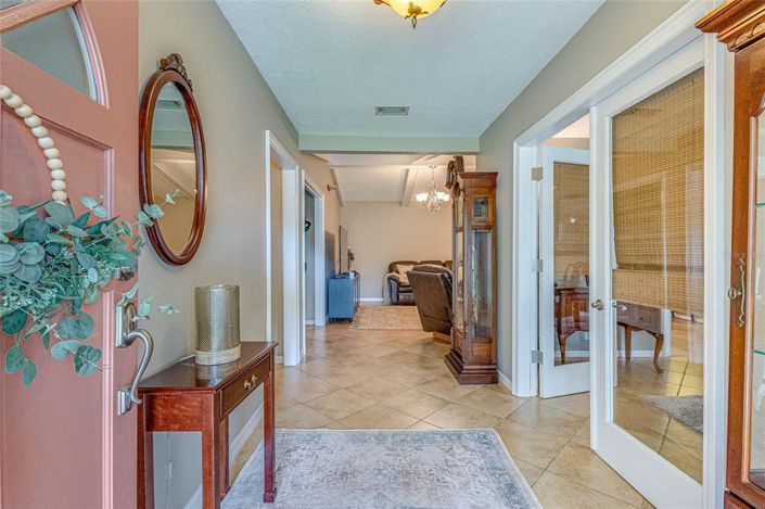 Image No.5-Propriété de 4 chambres à vendre à Orlando