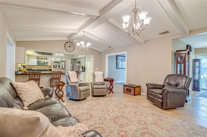 Image No.9-Propriété de 4 chambres à vendre à Orlando