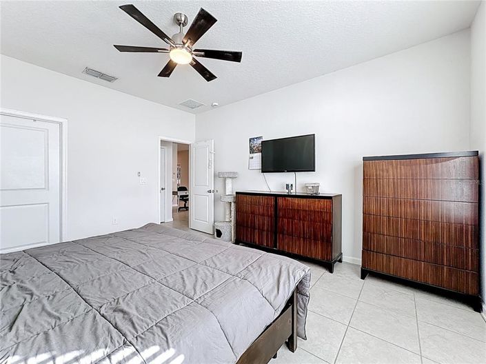 Image No.26-Propriété de 4 chambres à vendre à Davenport