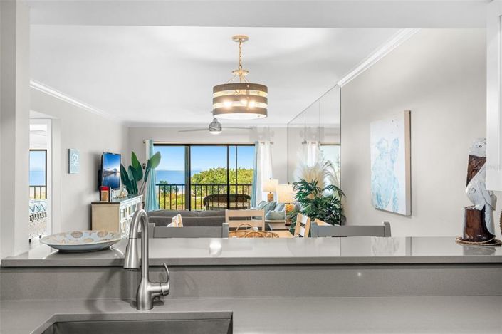 Image No.10-2 Bed Property for sale