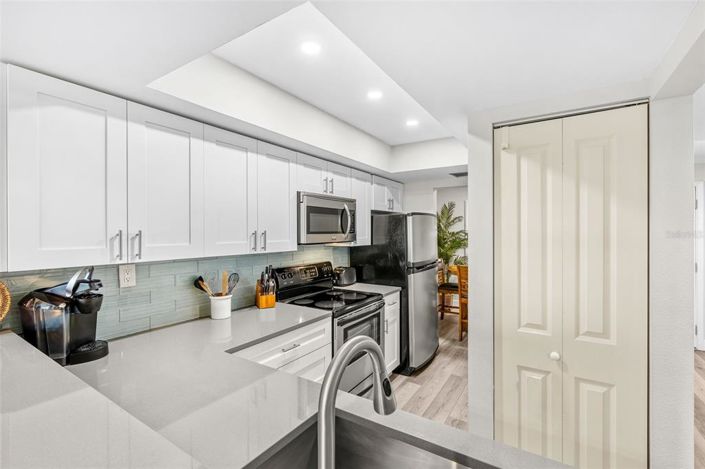 Image No.11-2 Bed Property for sale