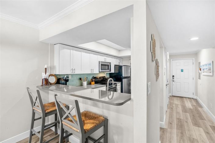 Image No.12-2 Bed Property for sale