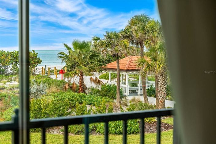 Image No.22-2 Bed Property for sale