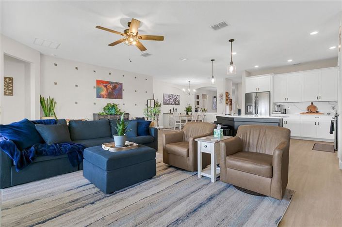 Image No.6-4 Bed Property for sale