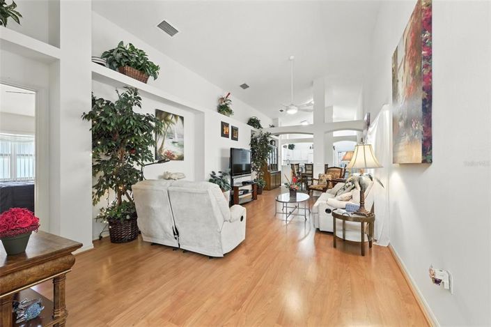 Image No.2-Propriété de 2 chambres à vendre à Davenport