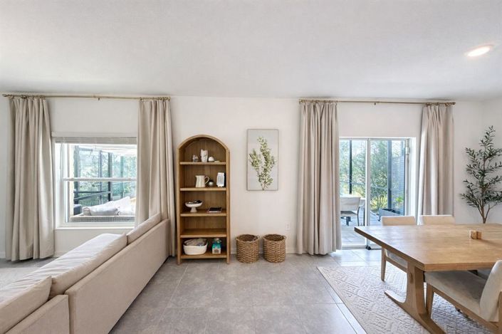 Image No.12-4 Bed Property for sale