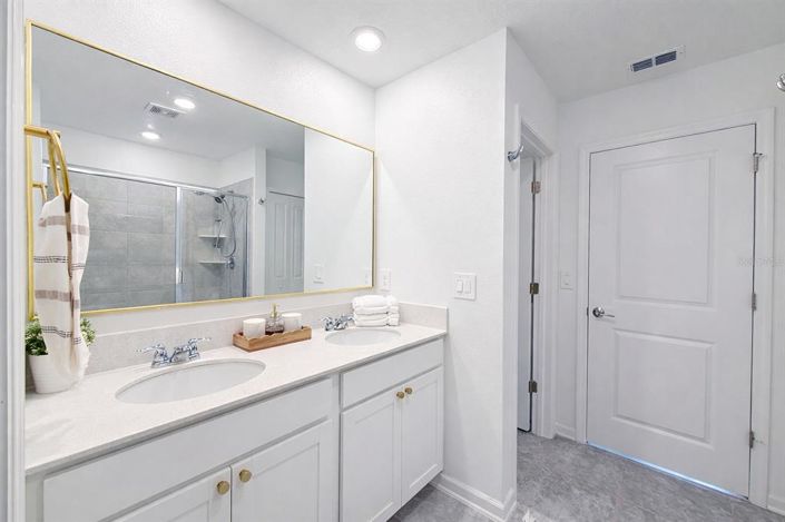 Image No.16-4 Bed Property for sale