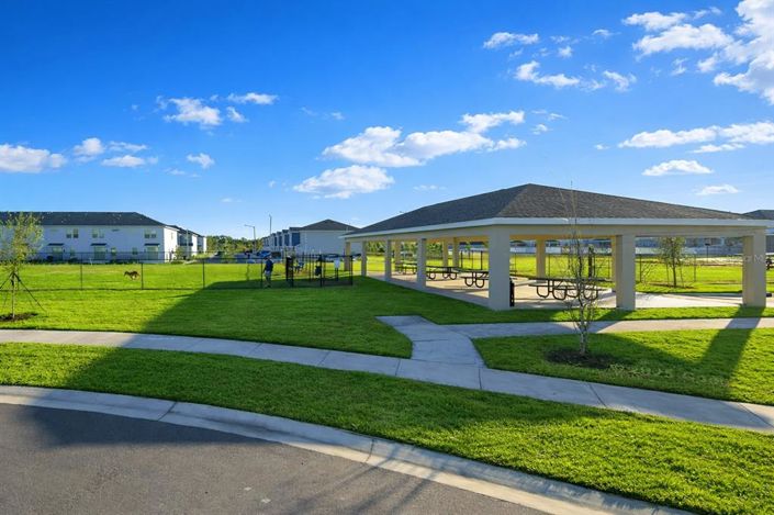 Image No.32-4 Bed Property for sale