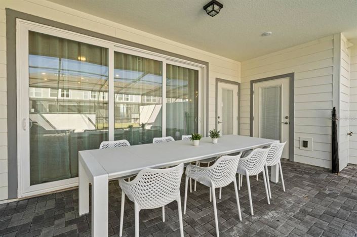 Image No.10-5 Bed Townhouse for sale