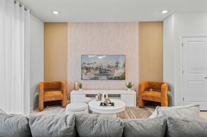 Image No.6-5 Bed Townhouse for sale