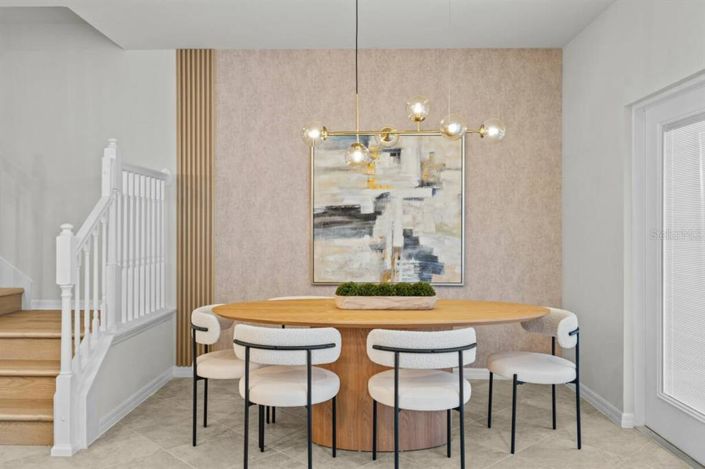 Image No.7-5 Bed Townhouse for sale